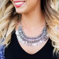 Pourquoi choisir le collier comme accessoire?